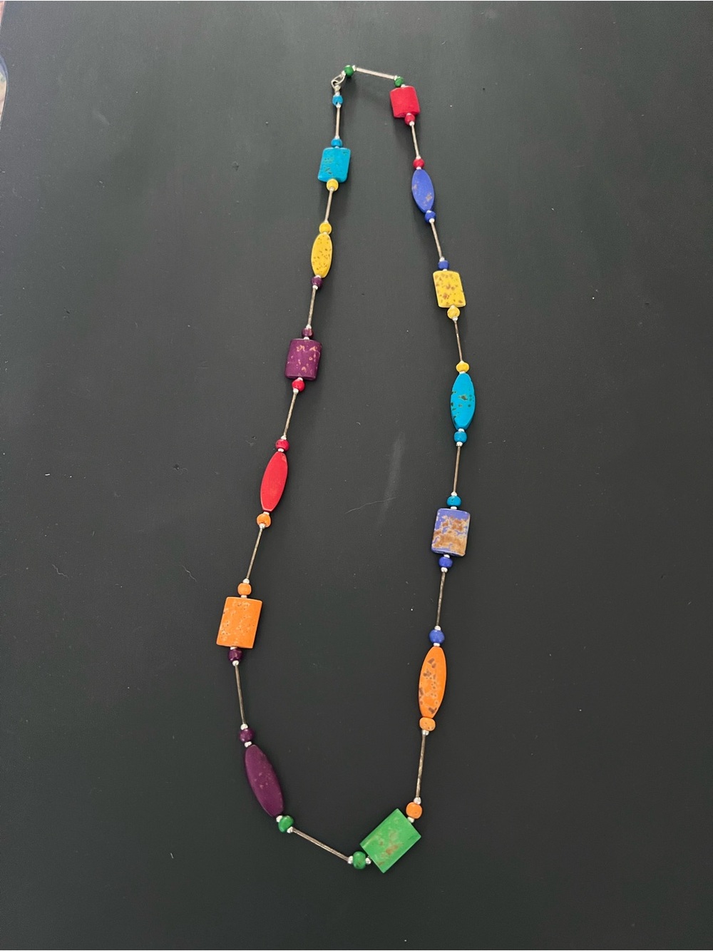 Multicolor Beaded Women's Necklace - Vibrant Color Block Style
